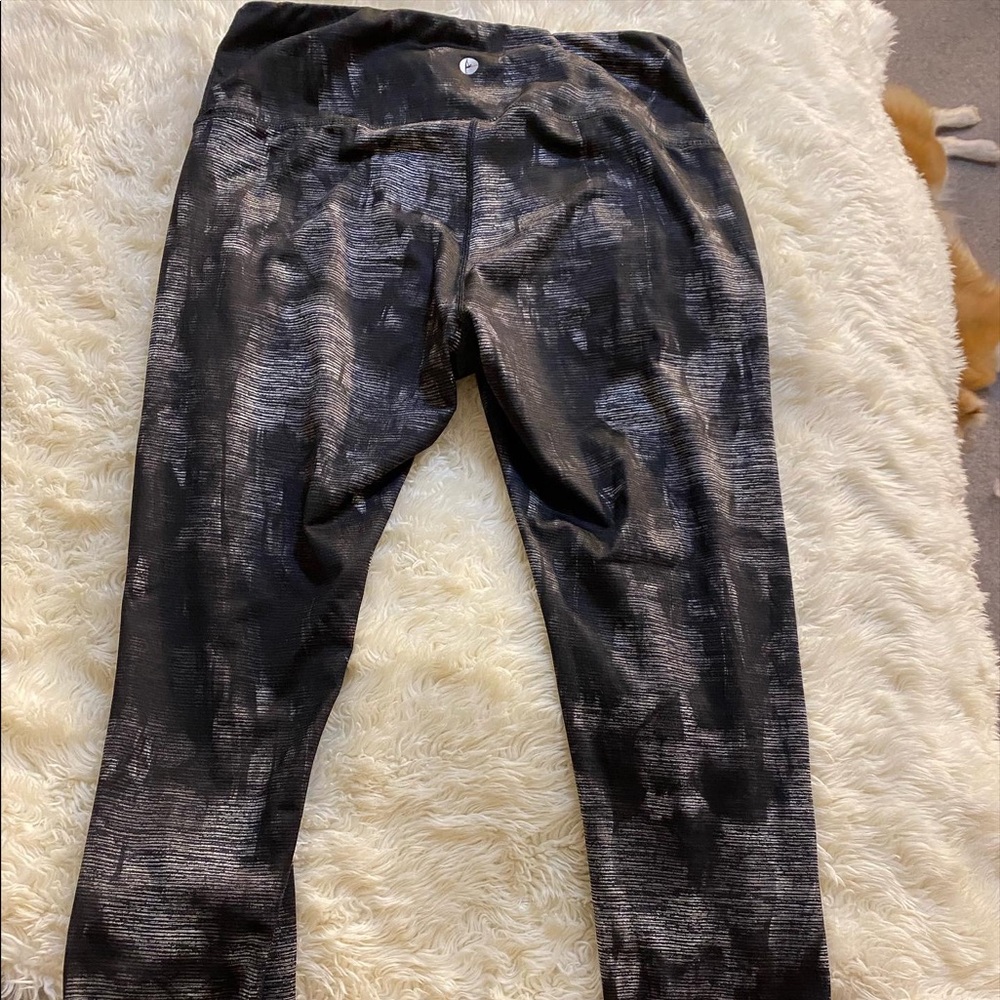 Reversible 90 degrees cropped leggings, size xs or small